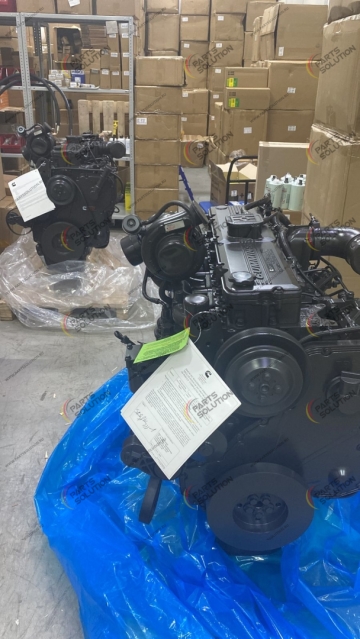 Поставка двигателей Cummins0